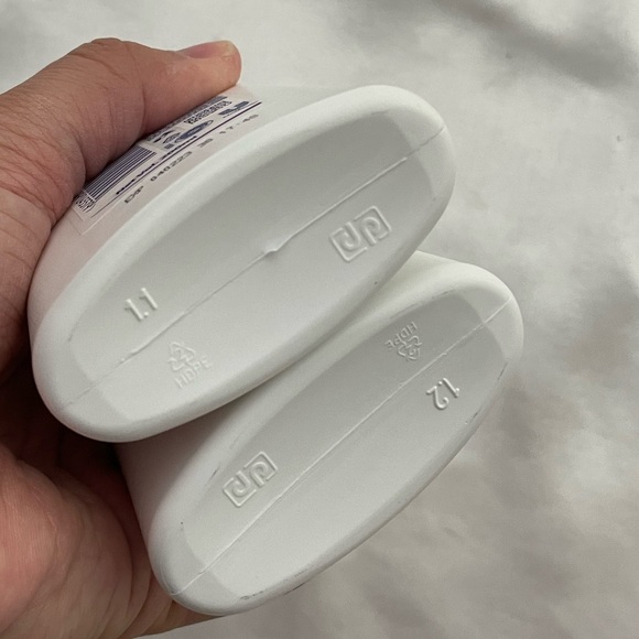 NEW Lot of 2 Vaseline intensive care advanced strength non greasy lotion 200ml - Picture 3 of 3